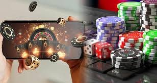 Filipino player navigating ppgaming platform on mobile browser